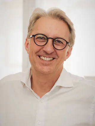 Mag. Nikolaus Vasak